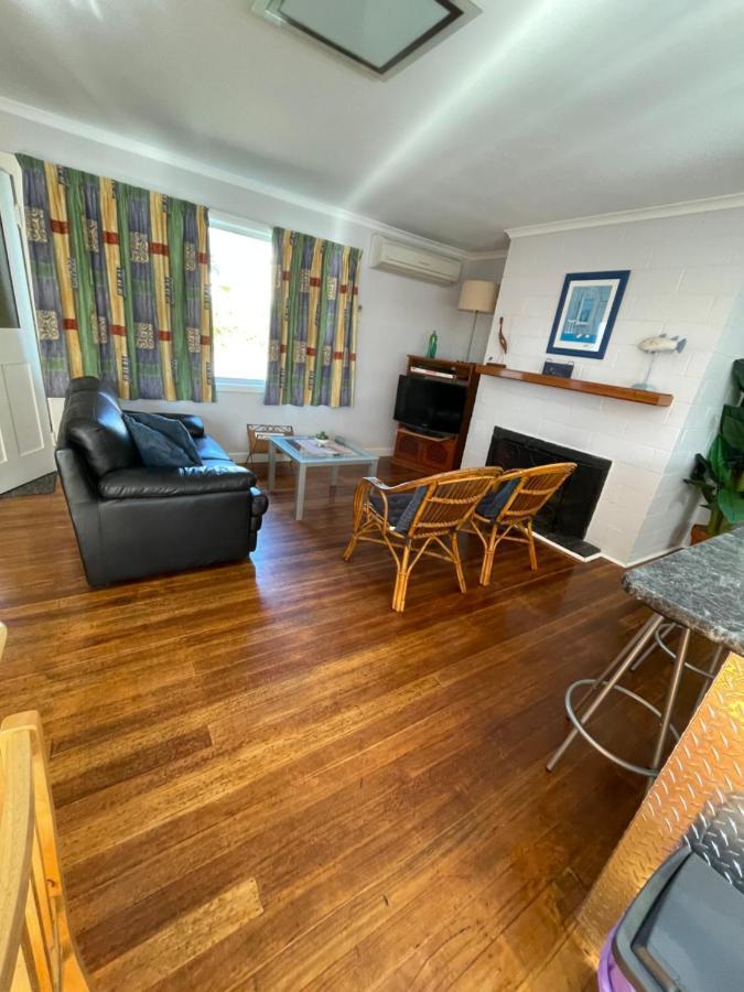 Orford Prosser Holiday Units Esterno foto